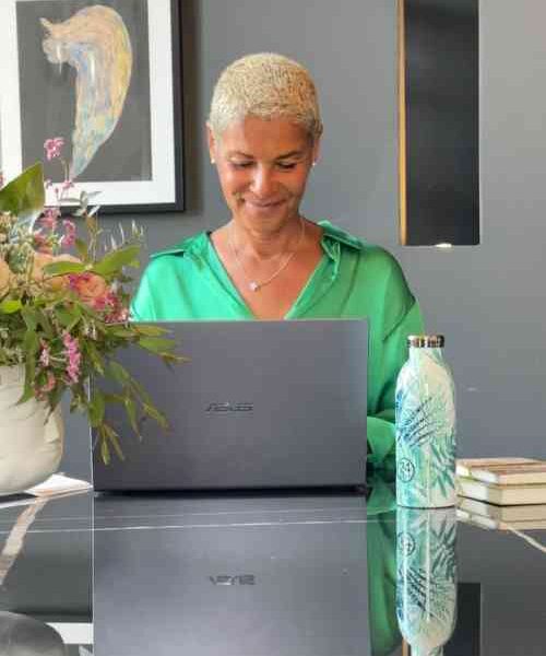 Sandrine Kom Slow Life for corporations - Slow Life Leadership Method